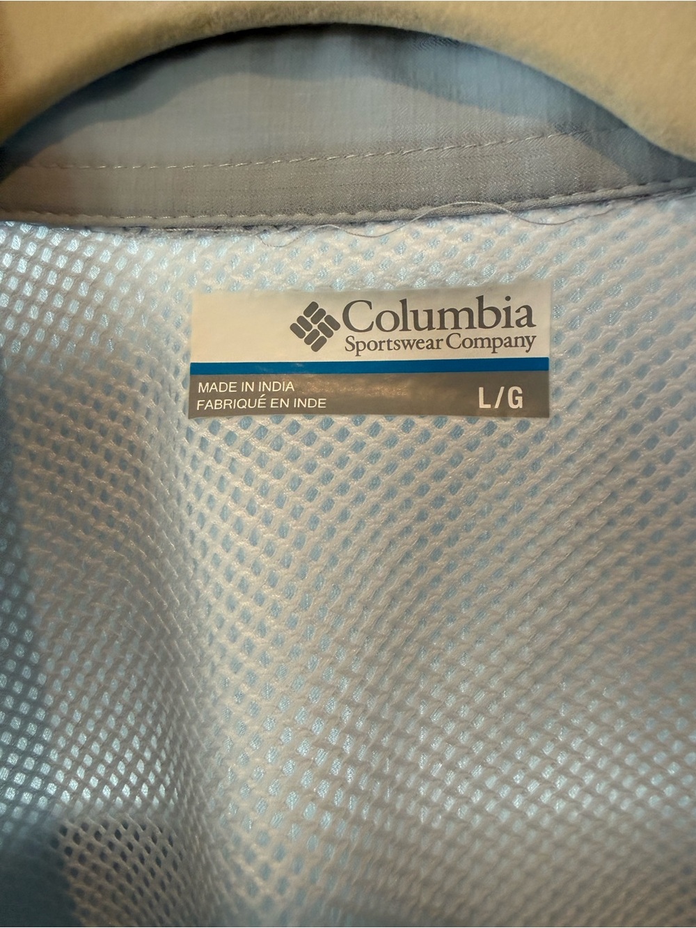 Columbia Tamiami Women’s Light Gray Lightweight Button-Up Shirt Jacket - Picture 3 of 9